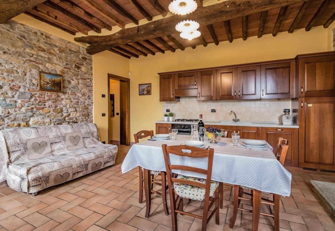 Apartment in Colle di Compito - ANSENETA