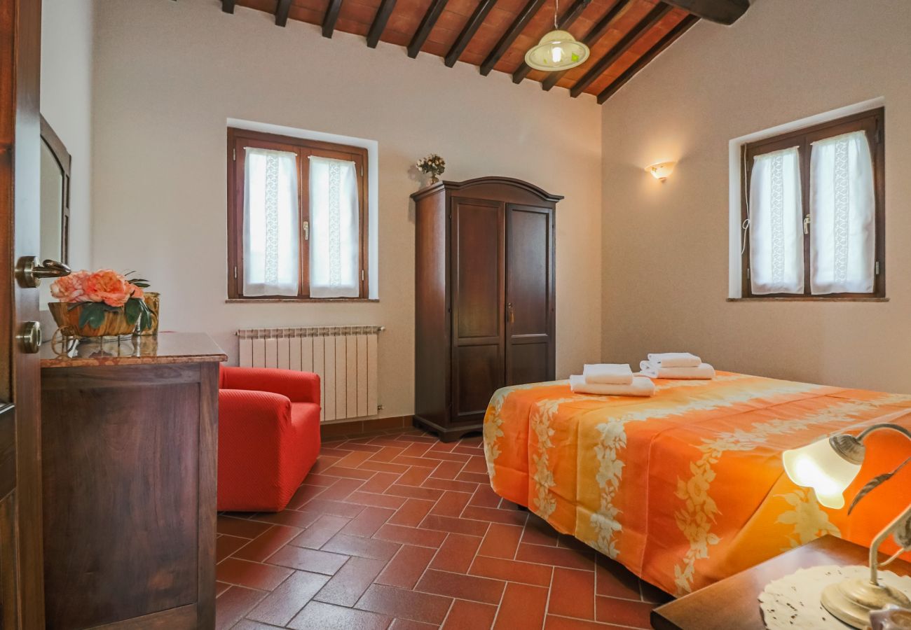 Apartment in Montaione - MARO A