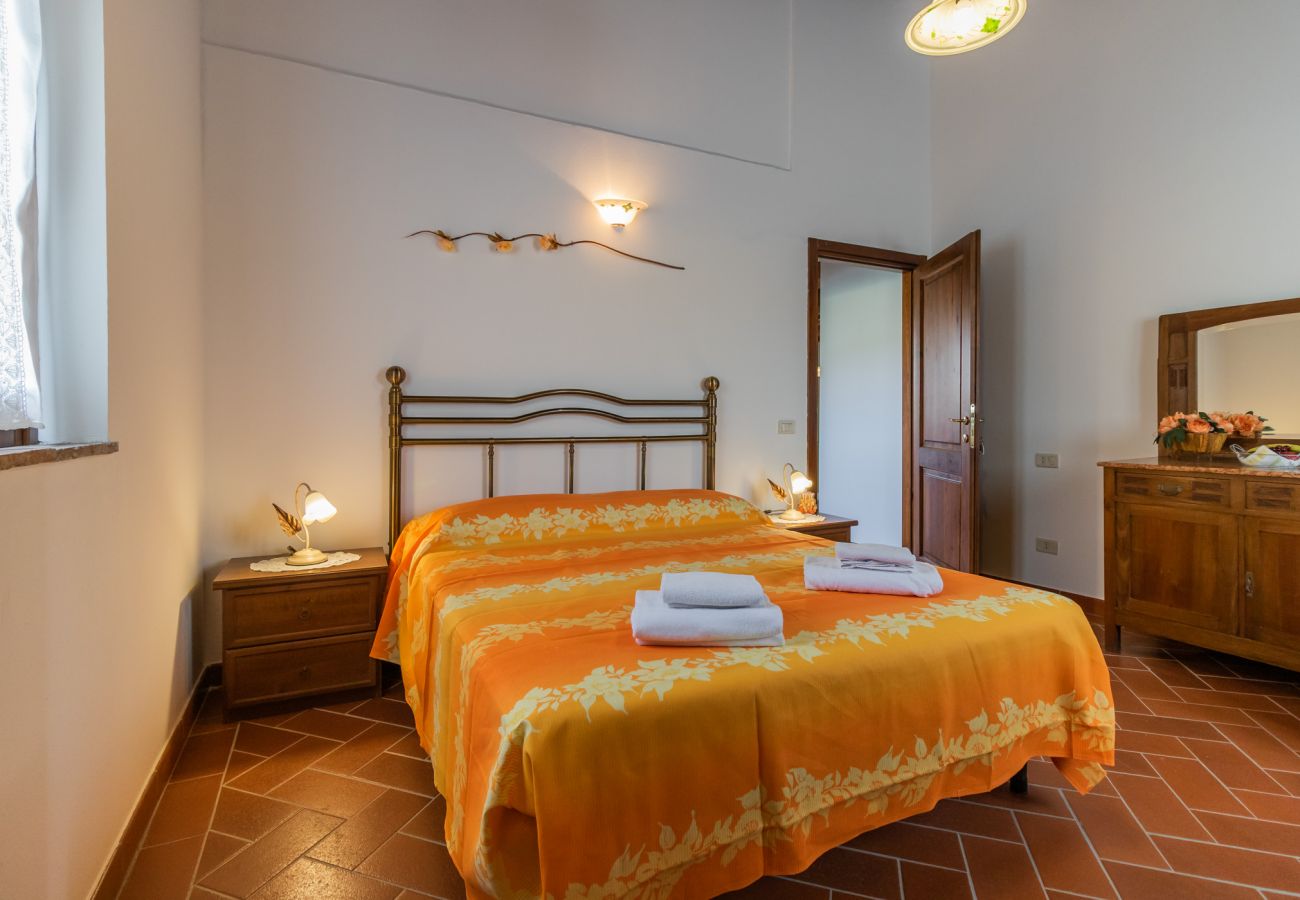 Apartment in Montaione - MARO A