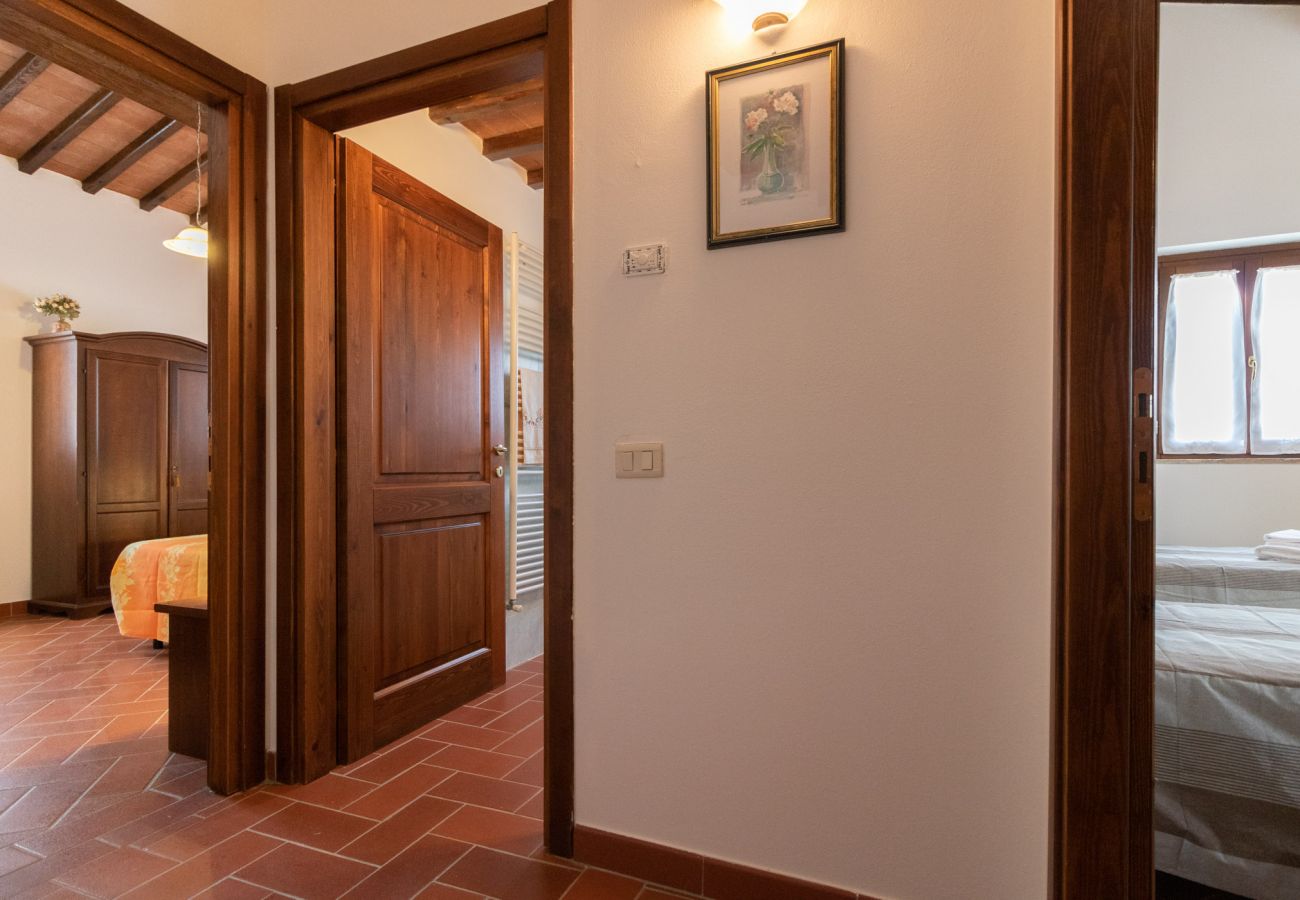 Apartment in Montaione - MARO A