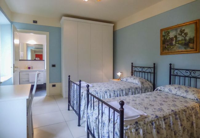 Villa in San Ginese - TIGLIONE Villa in San Ginese - TIGLIONE