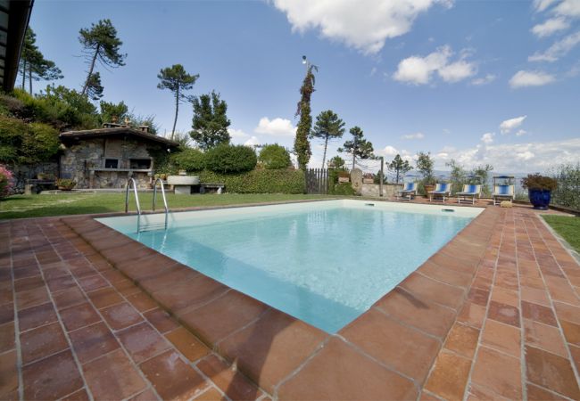 Villa in Pieve di Compito - ENNU Villa in Pieve di Compito - ENNU