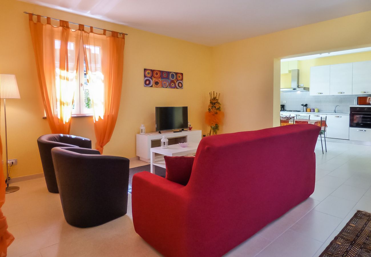 Apartment in Colle di Compito - COMPITO PT