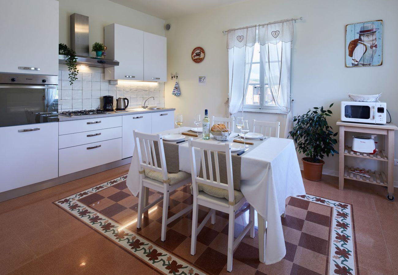 Apartment in Capannori - CHIARO TO