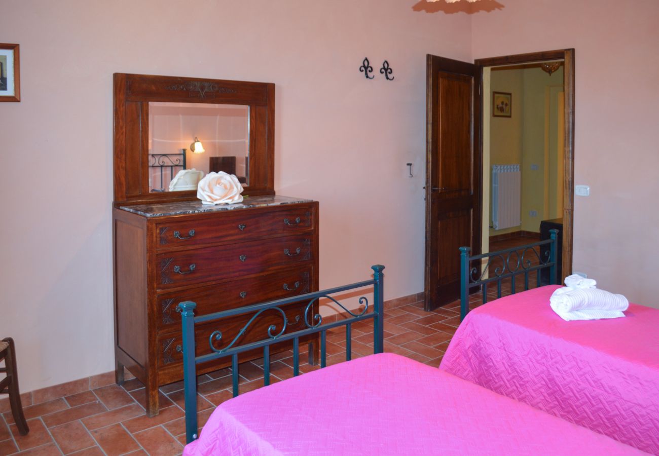 Apartment in Asciano - CARRA PT010