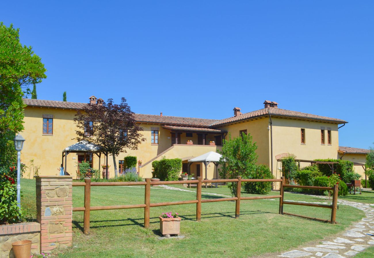 Apartment in Asciano - SONNI PT010