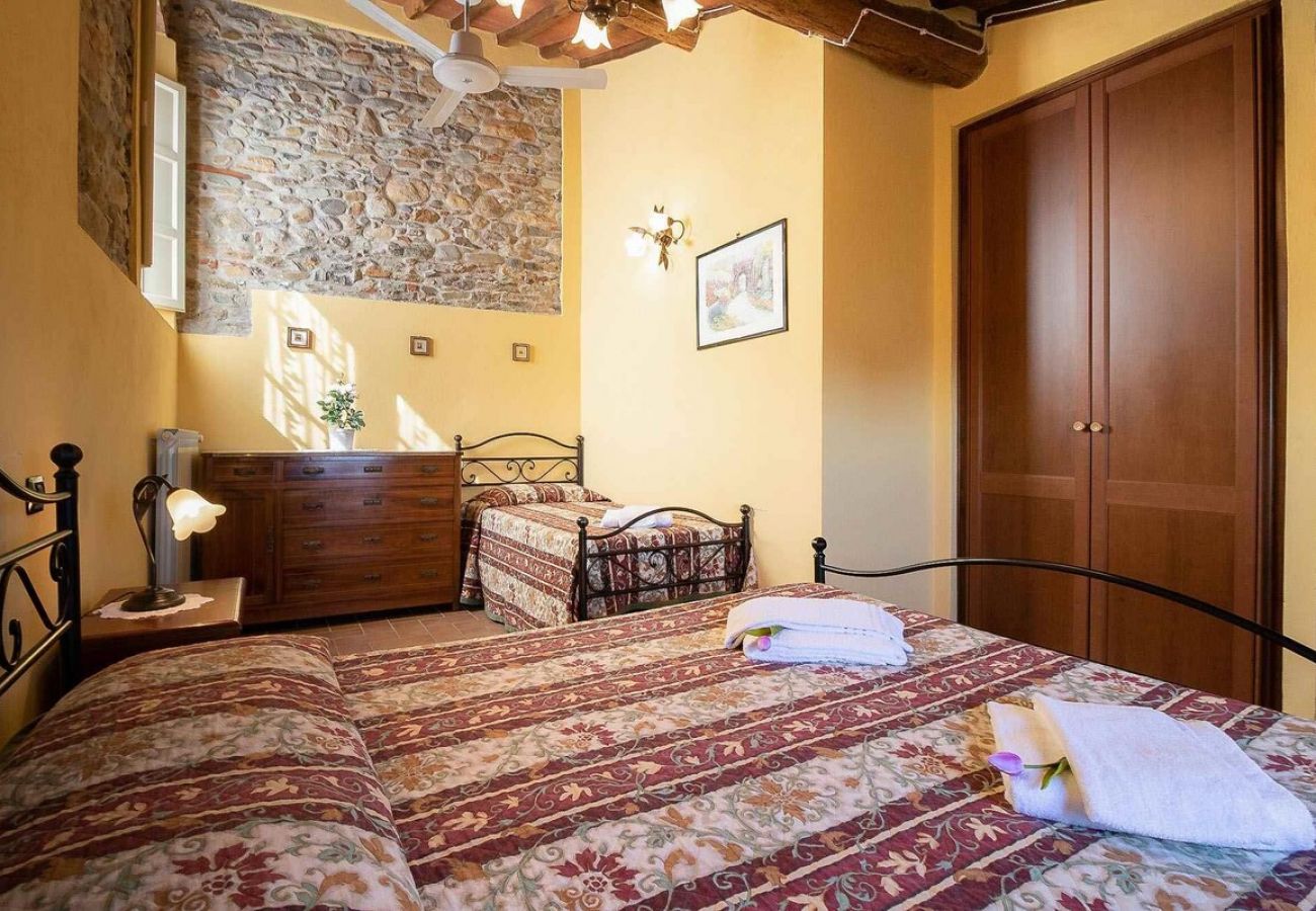 Apartamento en Colle di Compito - TONINO