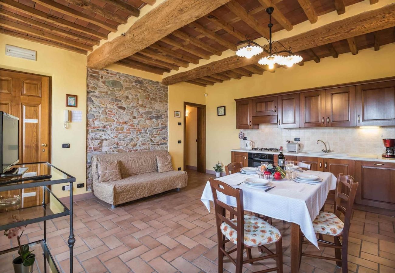 Apartamento en Colle di Compito - COLOMBA