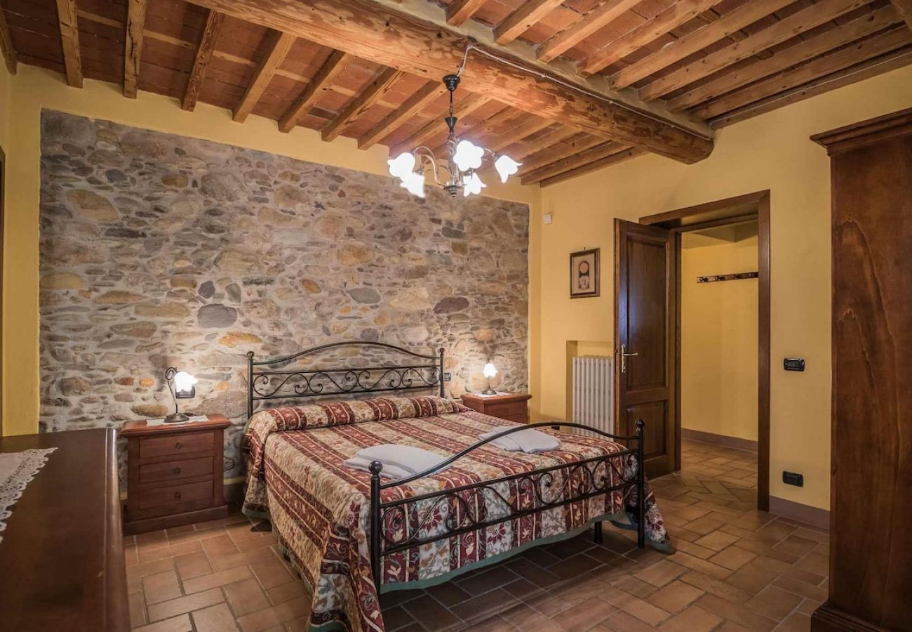 Apartamento en Colle di Compito - COLOMBA