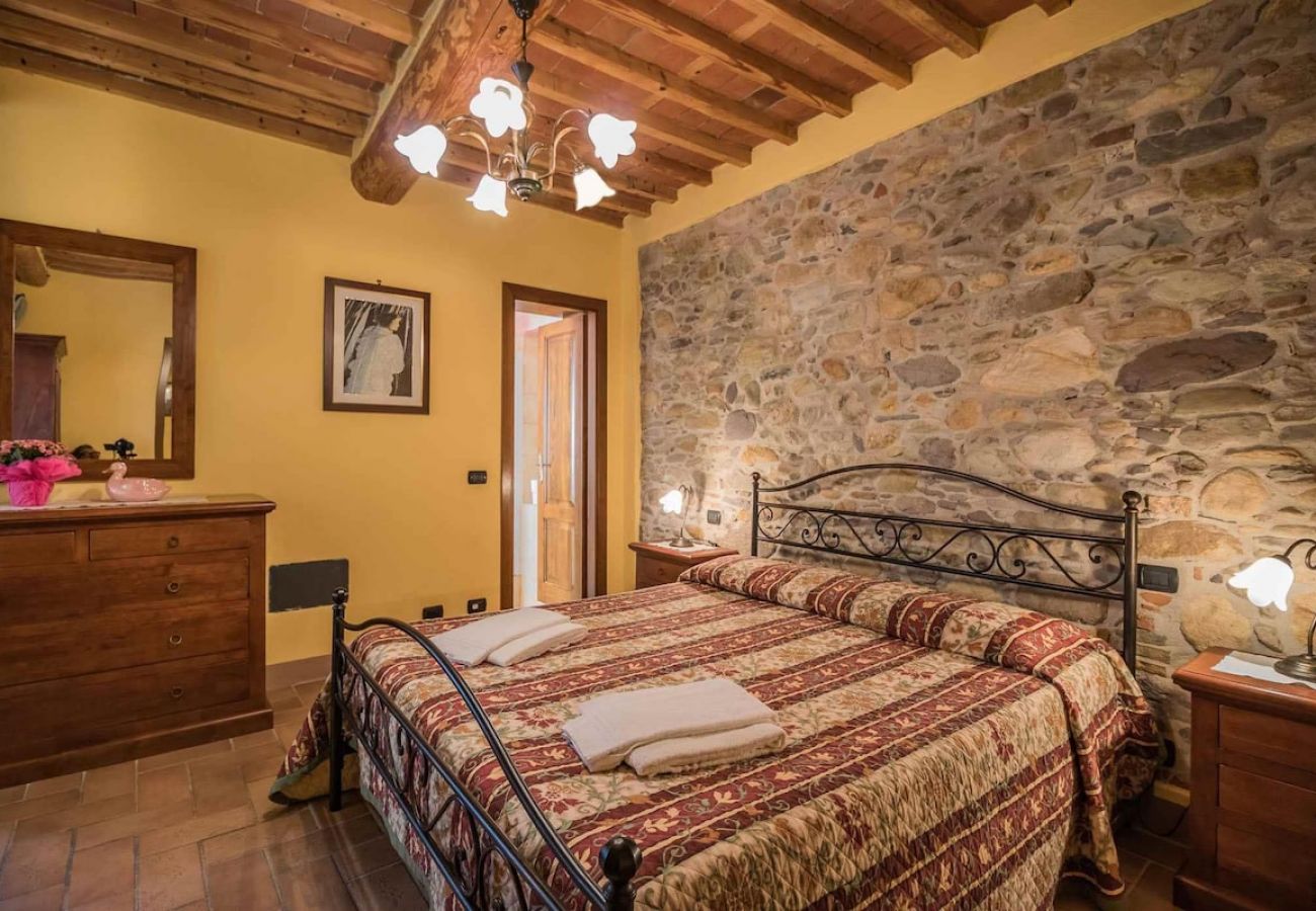 Apartamento en Colle di Compito - COLOMBA