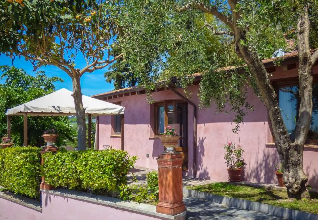 Hus i Massarosa - BORGHINO 1CE Hus i Massarosa - BORGHINO 1CE