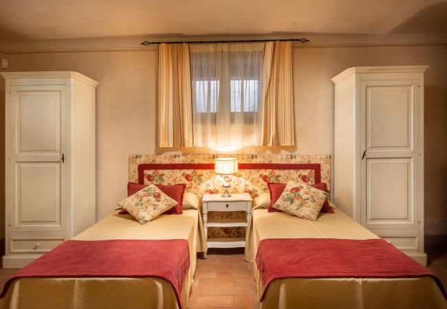 Villa i Colle di Compito - LEVI Villa i Colle di Compito - LEVI