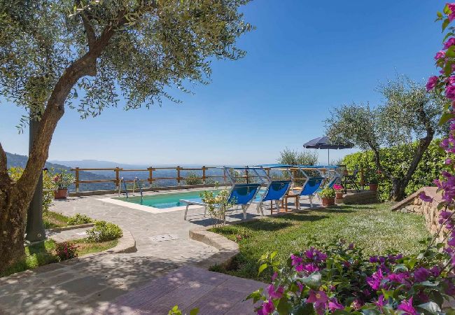 Villa à Pescia - LA VEDUTA Villa à Pescia - LA VEDUTA