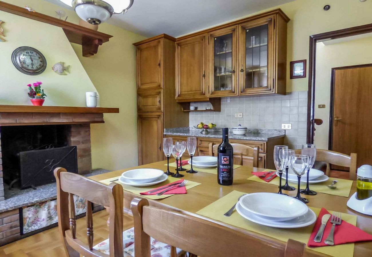 Appartement à Colle di Compito - CLORINDA