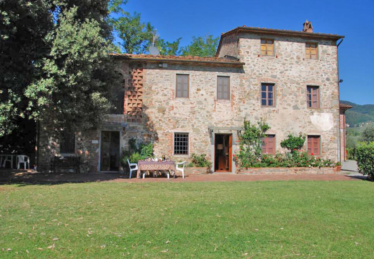 Villa à San Colombano - TONI