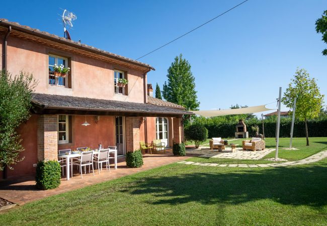 Villa à Colle di Compito - LEVI Villa à Colle di Compito - LEVI