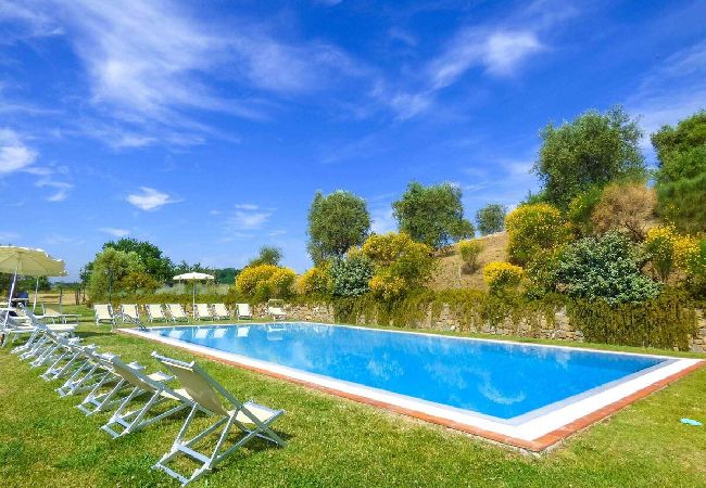 Villa a San Gennaro - PODERE OASI Villa a San Gennaro - PODERE OASI