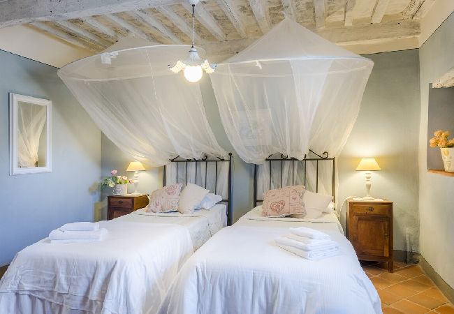 Villa a San Gennaro - PODERE OASI Villa a San Gennaro - PODERE OASI