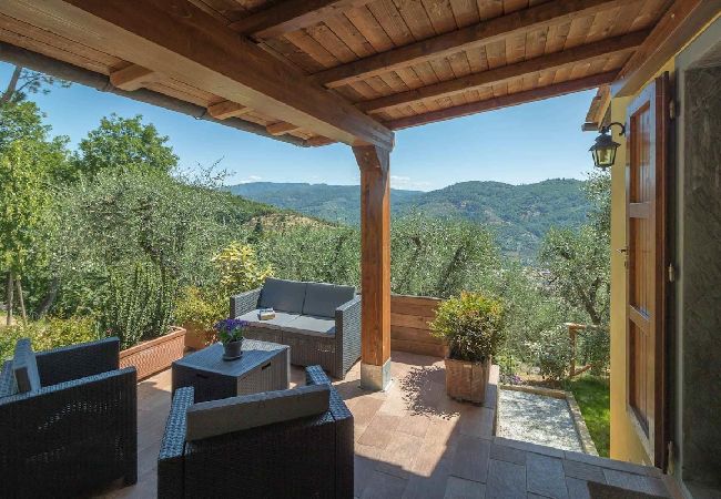 Villa a Pescia - LA VEDUTA Villa a Pescia - LA VEDUTA