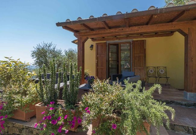 Villa a Pescia - LA VEDUTA Villa a Pescia - LA VEDUTA