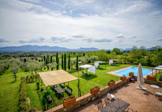 Villa a Segromigno in Monte - PODERE BORDO Villa a Segromigno in Monte - PODERE BORDO