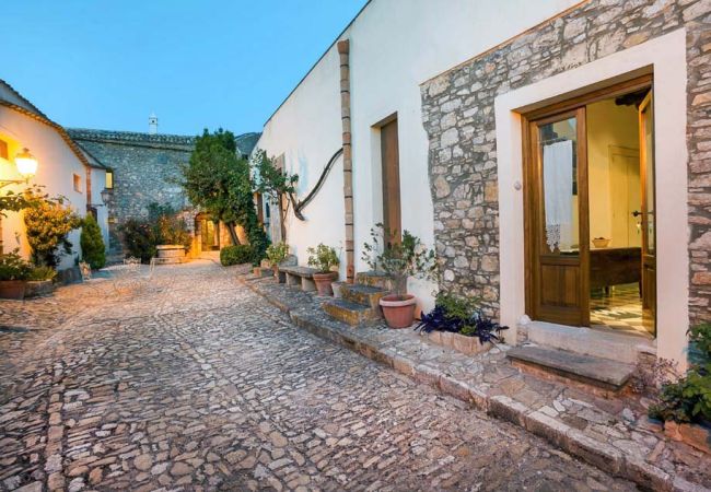 Casa a Buseto Palizzolo - BAMARA T Casa a Buseto Palizzolo - BAMARA T