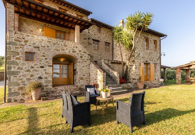 Villa in San Gennaro - PODERE OASI Villa in San Gennaro - PODERE OASI