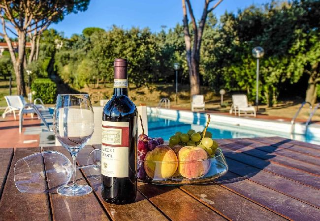 Villa in Capraia e Limite - MELOGRANO Villa in Capraia e Limite - MELOGRANO