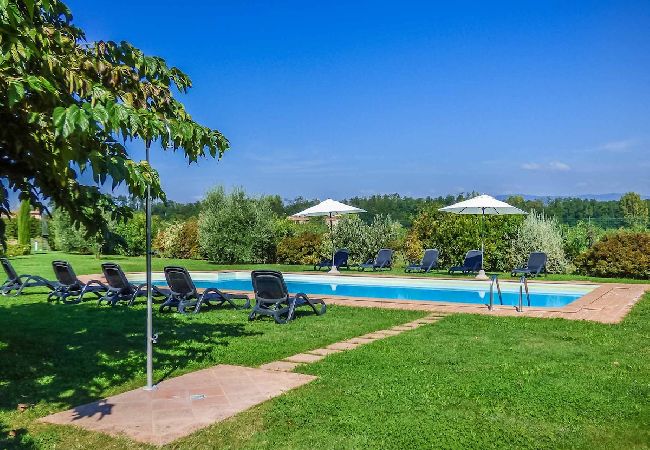 Villa in Pieve di Compito - PESCHETO Villa in Pieve di Compito - PESCHETO