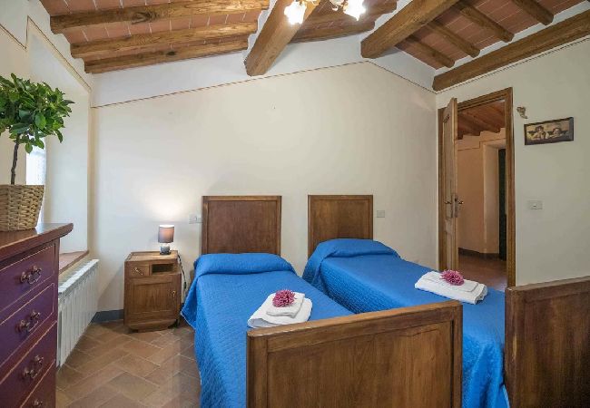 Huis in Piegaio basso - RUSTICHINO Huis in Piegaio basso - RUSTICHINO