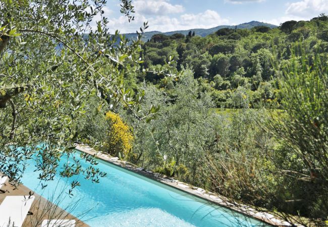 Villa in Rignano sull´Arno - CAVO Villa in Rignano sull´Arno - CAVO