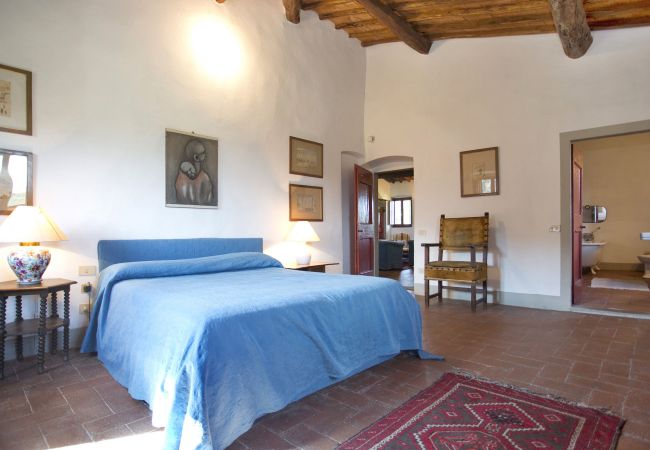 Villa in Rignano sull´Arno - CAVO Villa in Rignano sull´Arno - CAVO