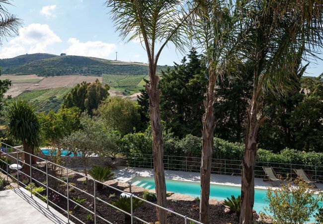 Huis in Buseto Palizzolo - BAMARA T Huis in Buseto Palizzolo - BAMARA T
