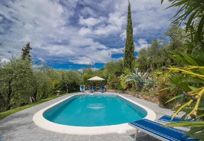 Villa i Lucca - GIGLIO Villa i Lucca - GIGLIO