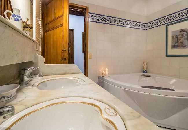 Villa i Lucca - GIGLIO Villa i Lucca - GIGLIO