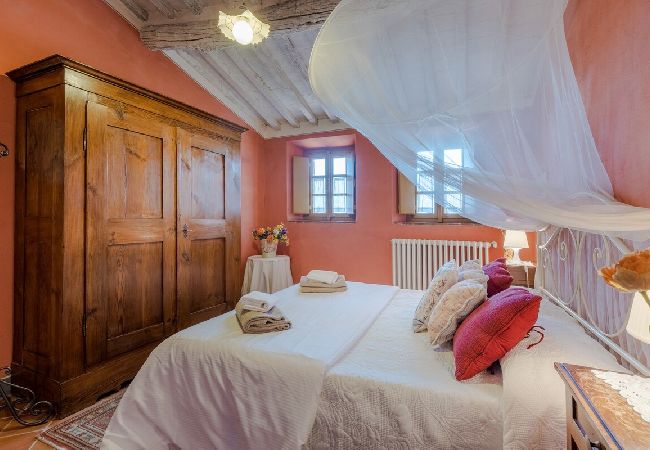 Villa in San Gennaro - PODERE OASI Villa in San Gennaro - PODERE OASI