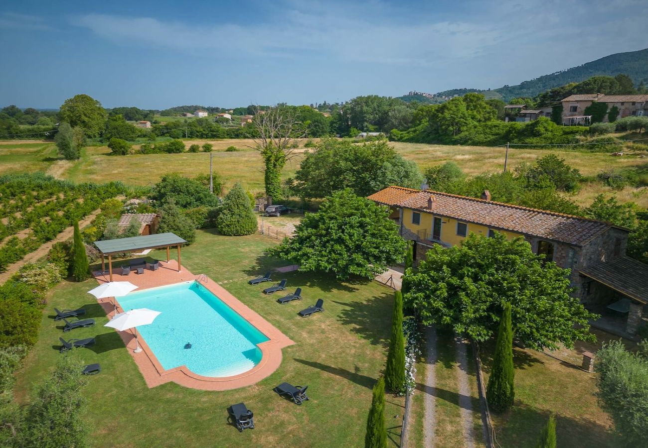 Villa in Pieve di Compito - PESCHETO