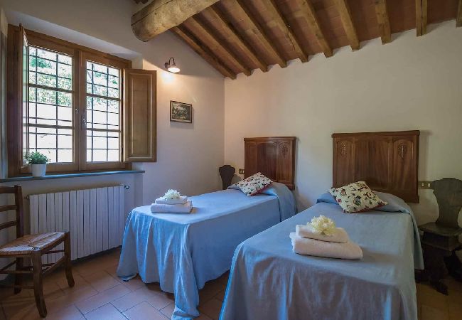 Villa in Matraia - PODERE ALTE Villa in Matraia - PODERE ALTE