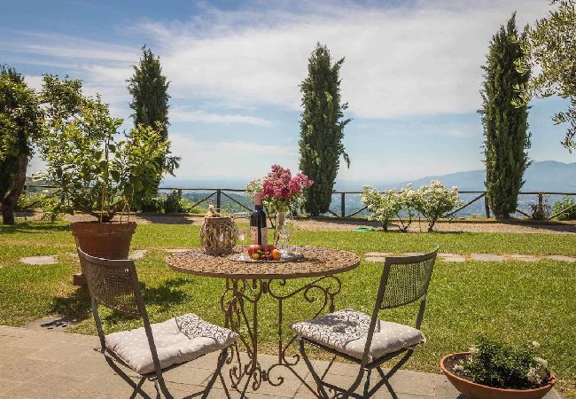 Villa in Matraia - PODERE ALTE Villa in Matraia - PODERE ALTE