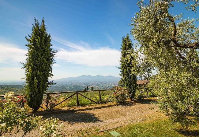 Villa in Matraia - PODERE ALTE Villa in Matraia - PODERE ALTE