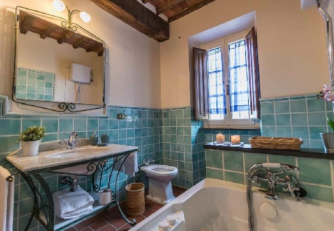 Villa in Matraia - PODERE ALTE Villa in Matraia - PODERE ALTE