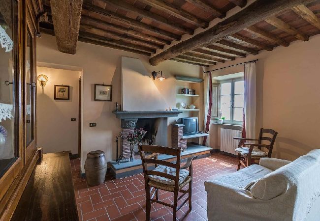 Villa in Matraia - PODERE ALTE Villa in Matraia - PODERE ALTE