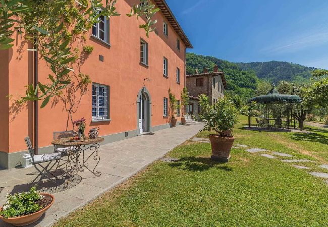 Villa in Matraia - PODERE ALTE Villa in Matraia - PODERE ALTE