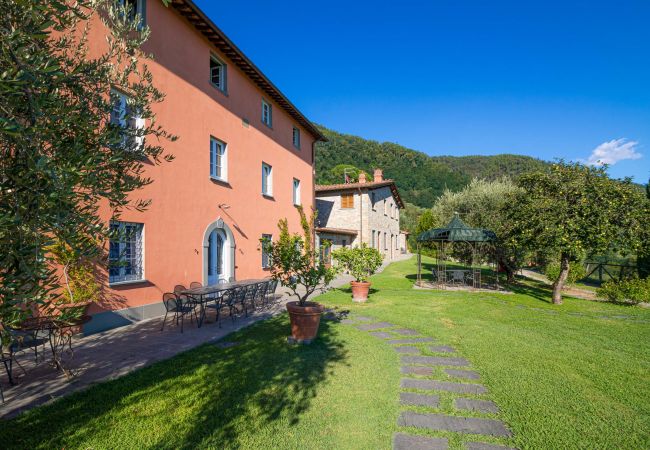 Villa in Matraia - PODERE ALTE Villa in Matraia - PODERE ALTE