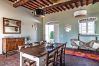 Farm stay in Segromigno in Monte - BORDO 4 Farm stay in Segromigno in Monte - BORDO 4