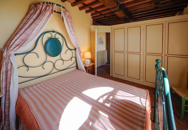 Villa in San Lorenzo di Moriano - PODERE FARI Villa in San Lorenzo di Moriano - PODERE FARI