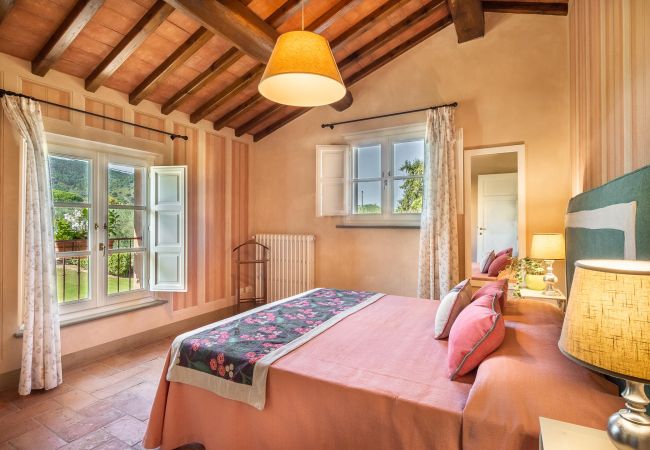 Villa in Colle di Compito - LEVI Villa in Colle di Compito - LEVI