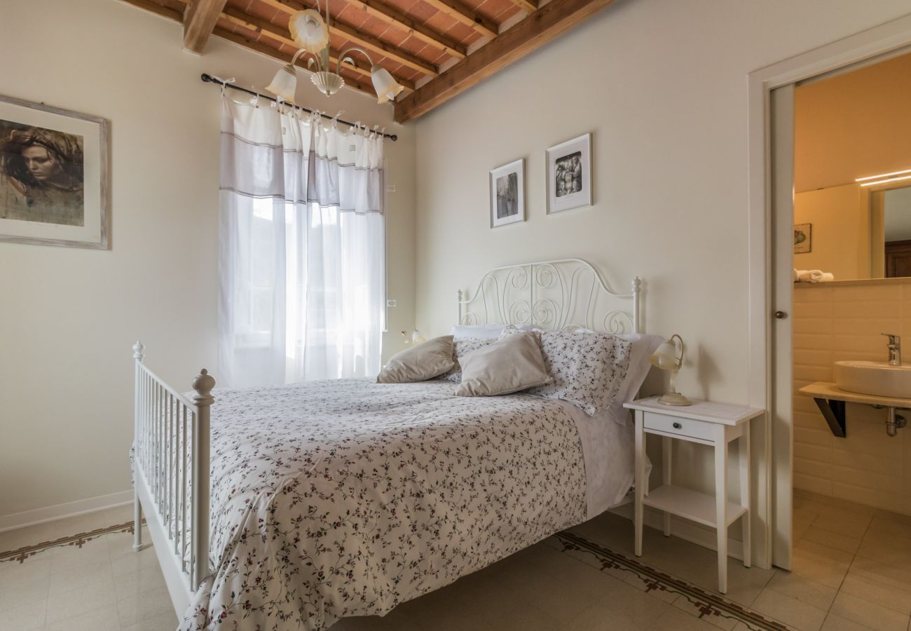 Apartment in Capannori - CHIARO TO