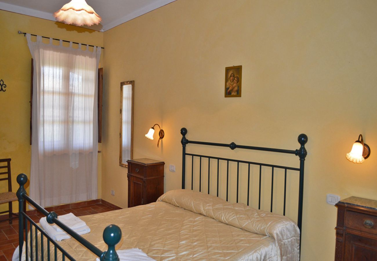 Apartment in Asciano - SONNI PT010